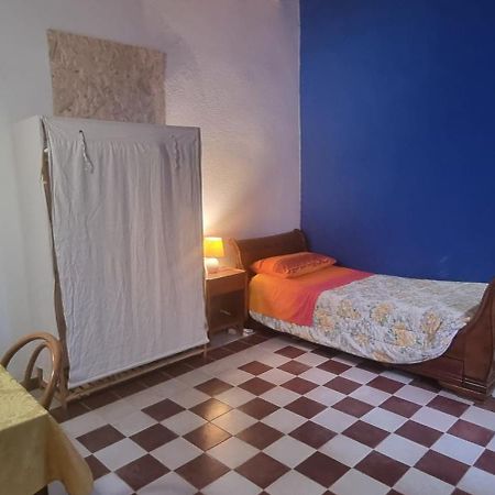 B&B Di Luisa Ledda Ales Exterior photo